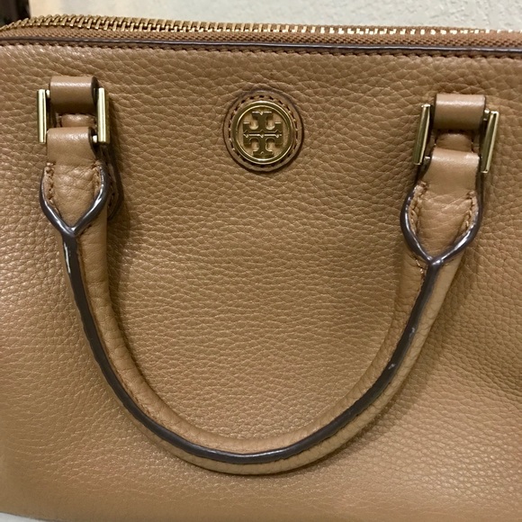 ✨TRADED Authentic TORYBURCH satchel✨ - Picture 8 of 8